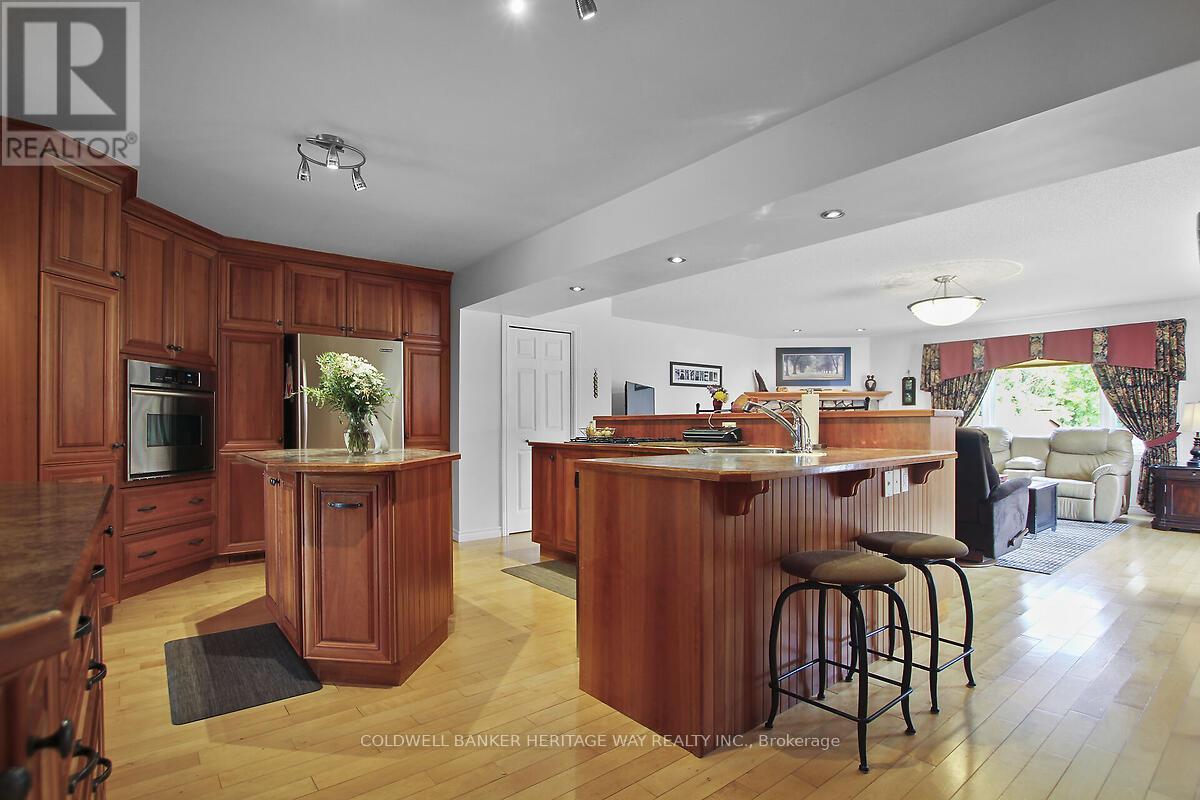 Photo 7 of 738 River Road N, Mcnab Braeside ON