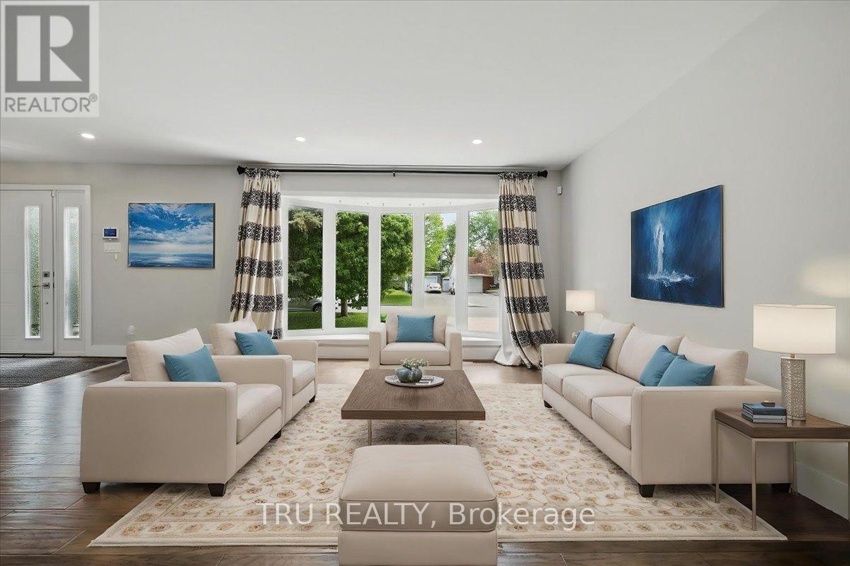 Living Room - virtually staged