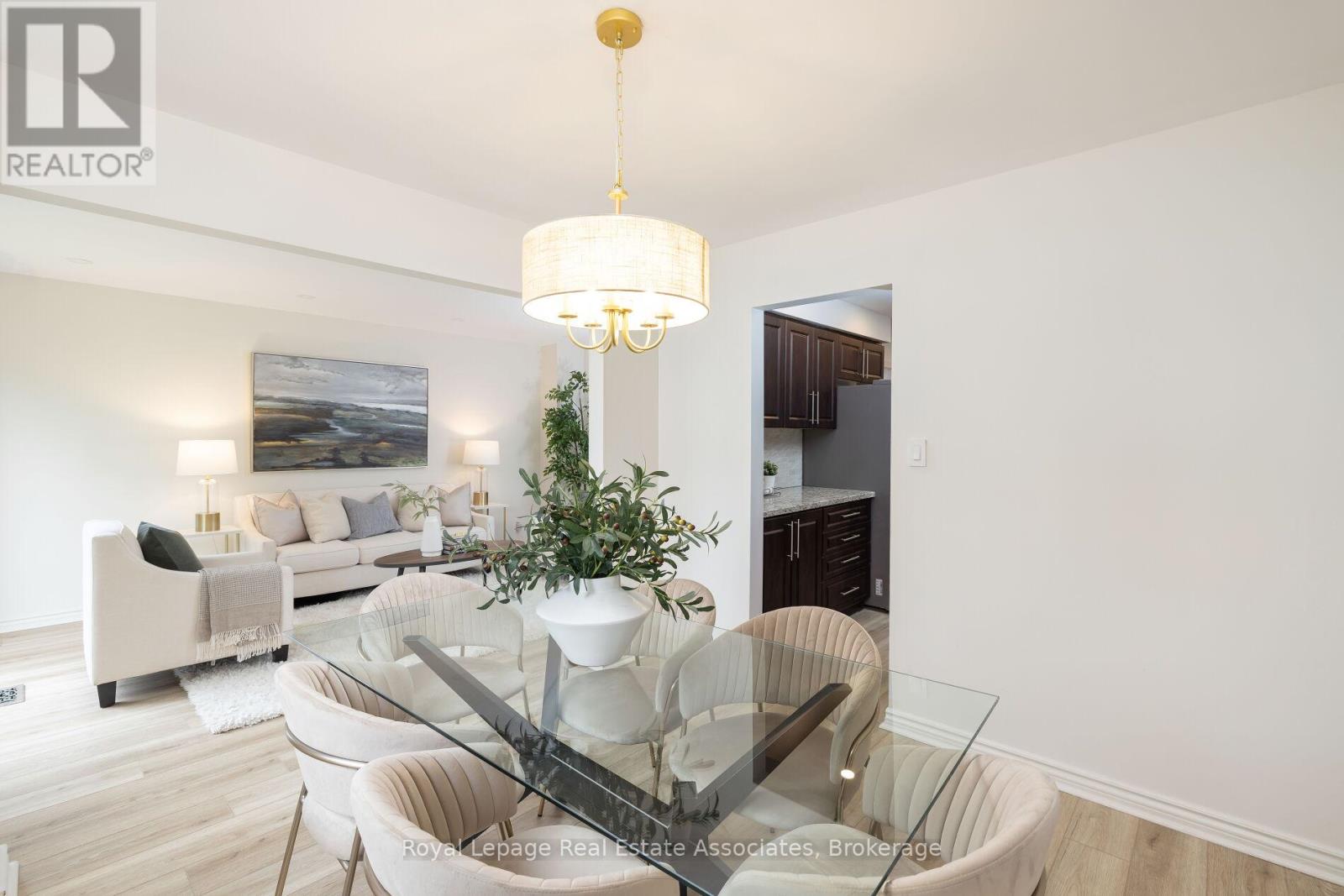 Photo 12 of 161 Morton Way, Brampton ON