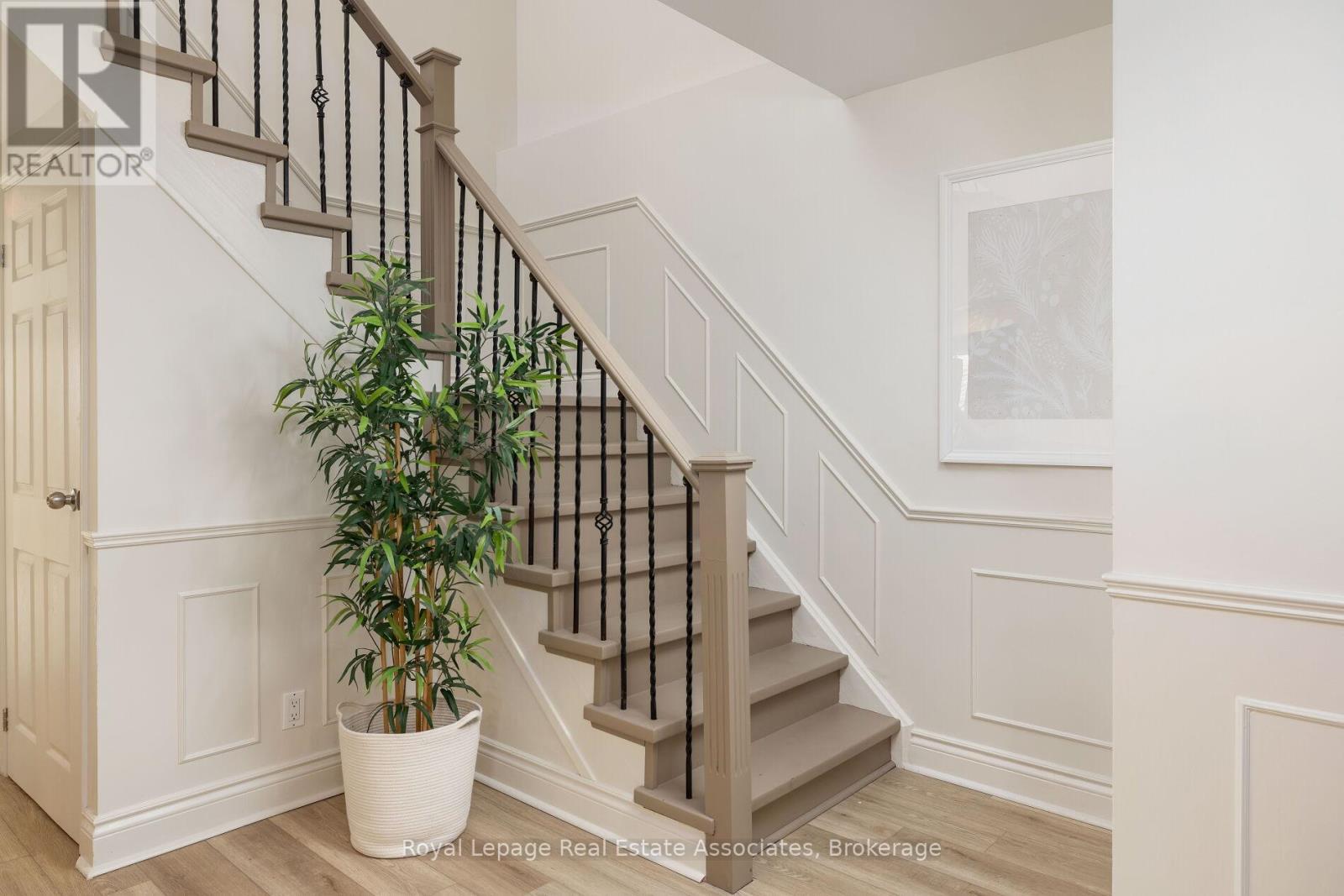 Photo 19 of 161 Morton Way, Brampton ON