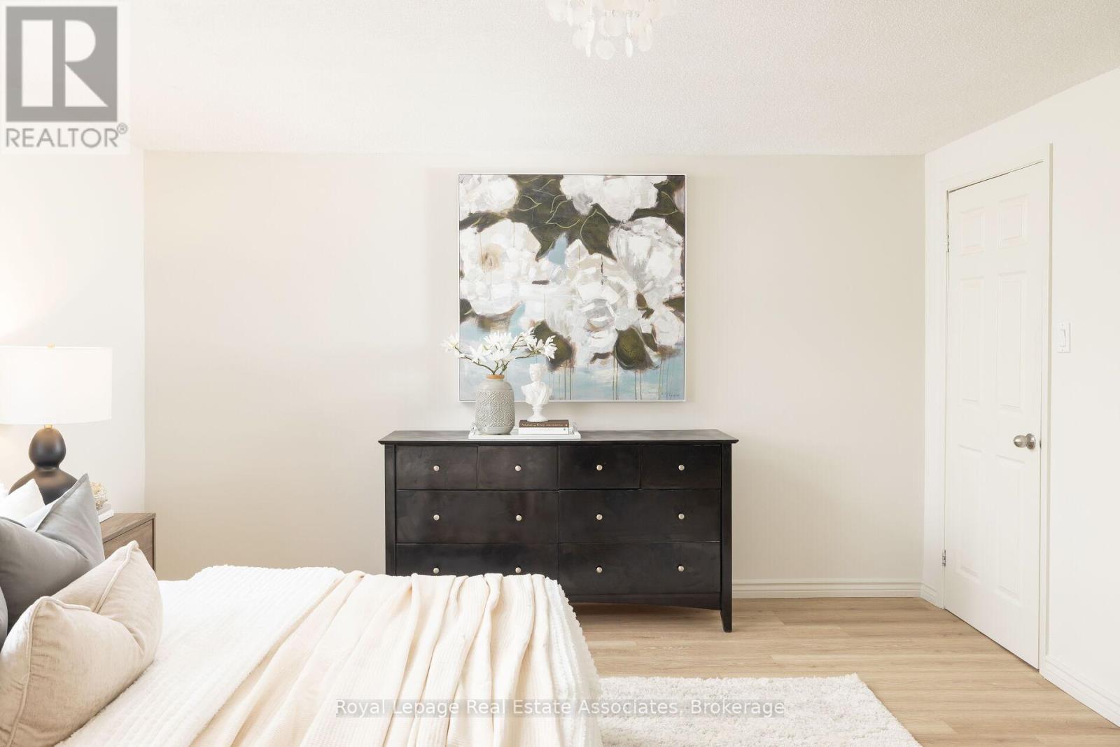 Photo 24 of 161 Morton Way, Brampton ON