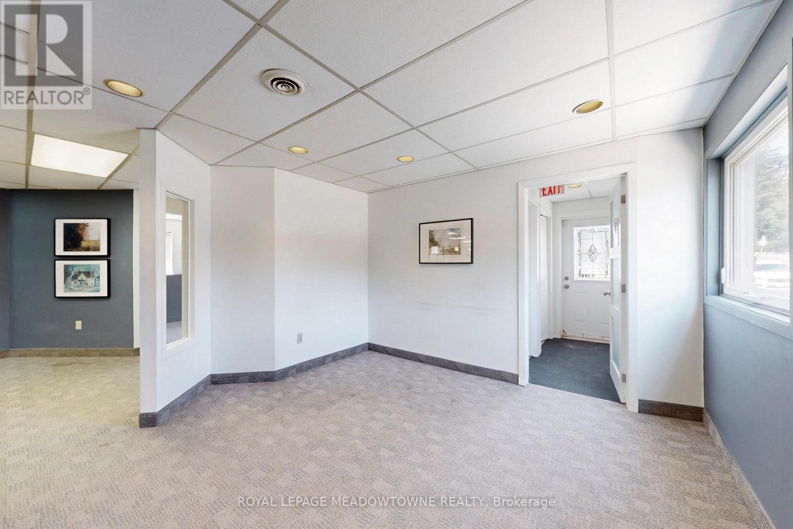 Photo 10 of 2 24 Guelph Street, Halton Hills ON
