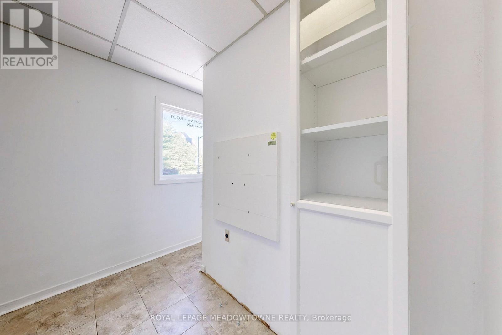 Photo 24 of 2 24 Guelph Street, Halton Hills ON