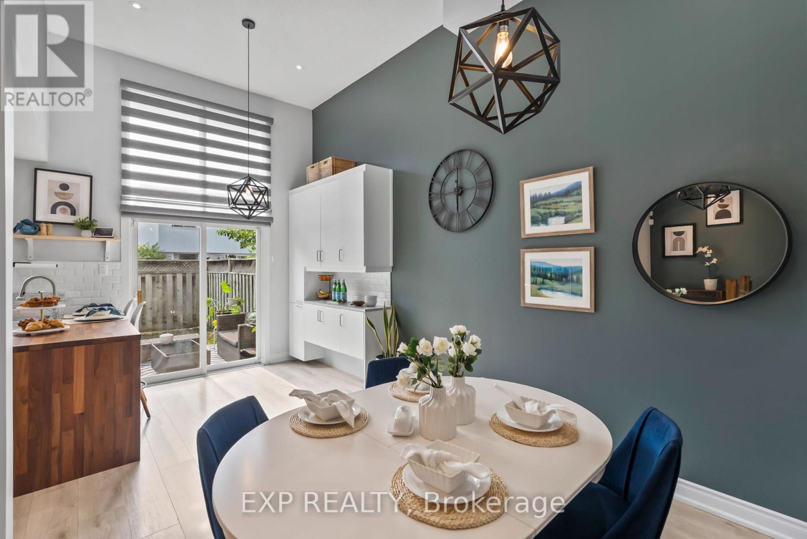 Photo 11 of 46 1975 Rosefield Road, Pickering ON