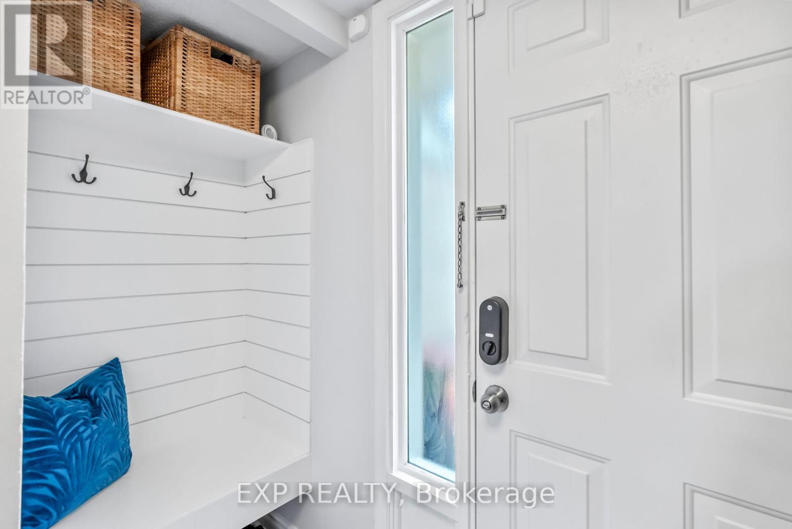 Photo 3 of 46 1975 Rosefield Road, Pickering ON