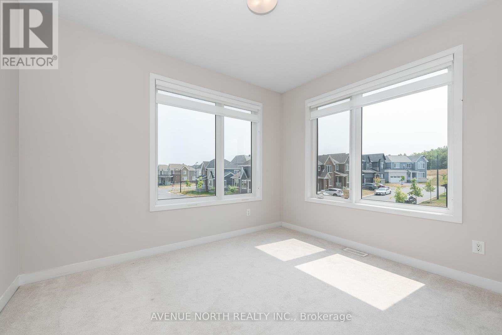 Photo 11 of 161 Rugosa Street, Ottawa ON