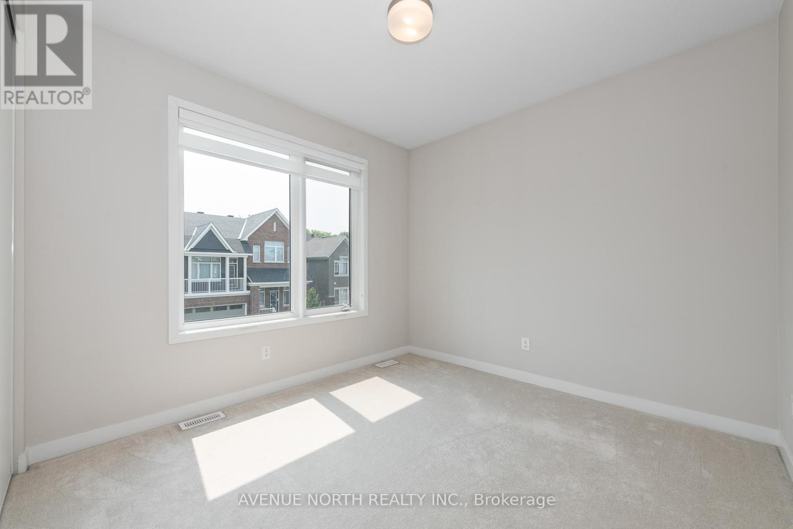 Photo 14 of 161 Rugosa Street, Ottawa ON