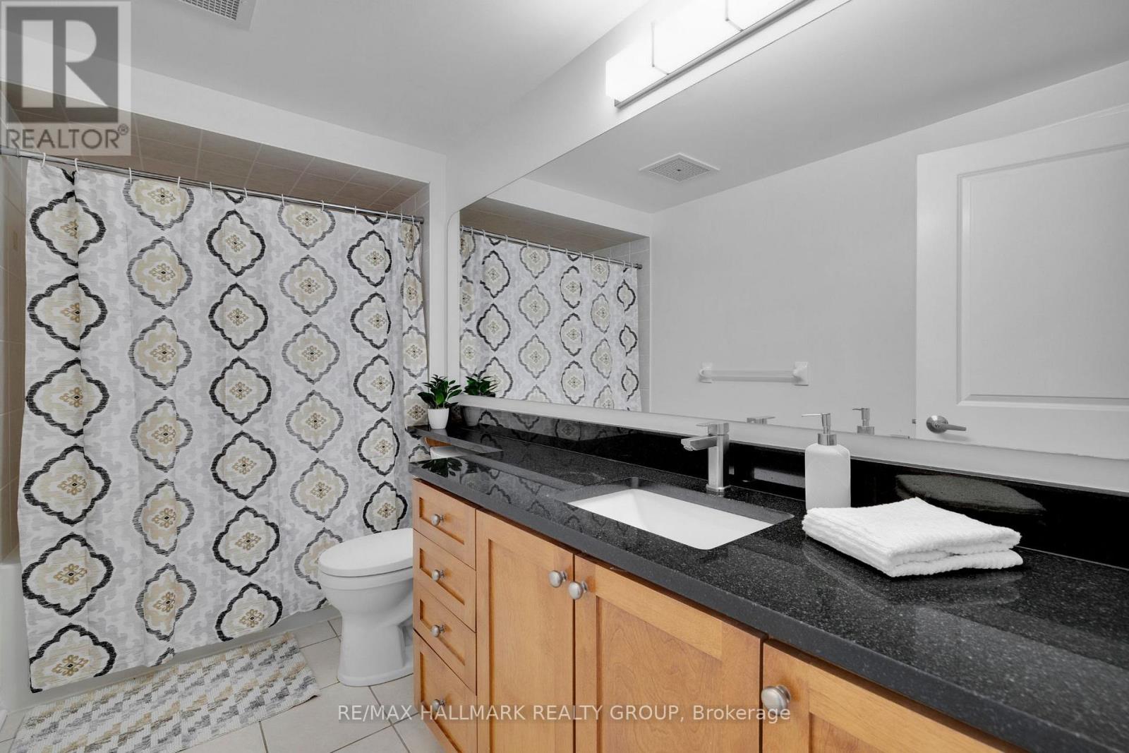 Photo 18 of 1604 570 Laurier Avenue W, Ottawa ON