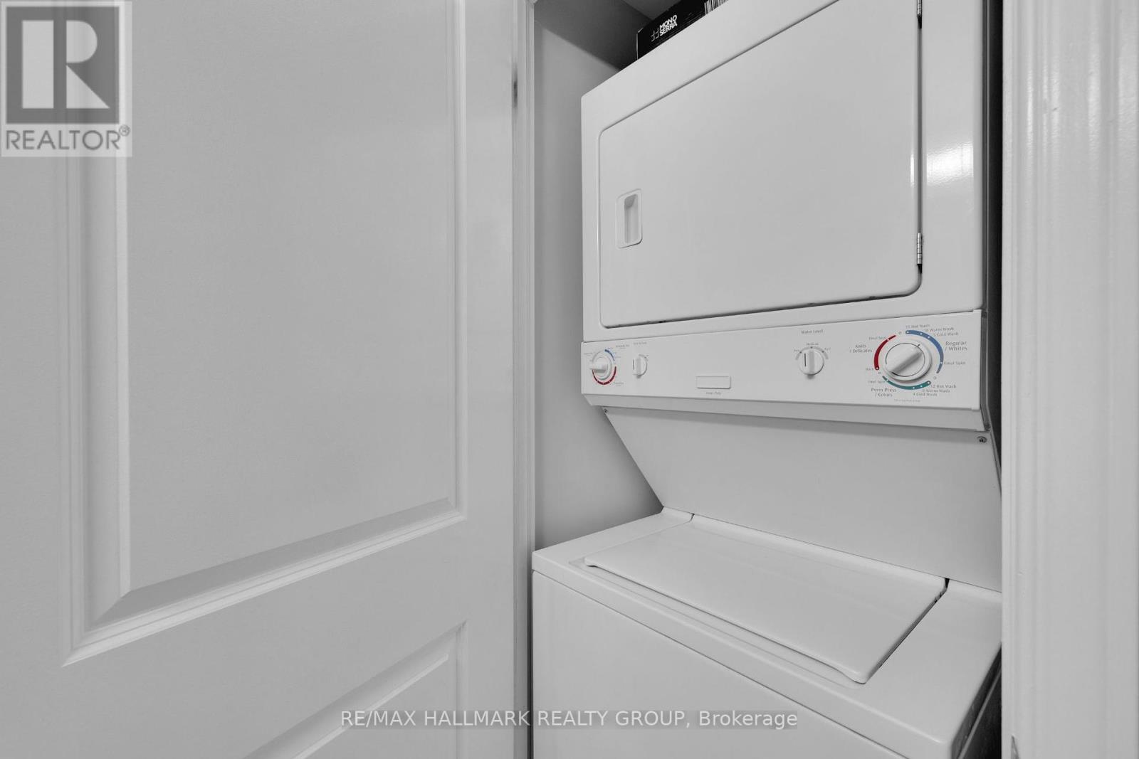 Photo 19 of 1604 570 Laurier Avenue W, Ottawa ON