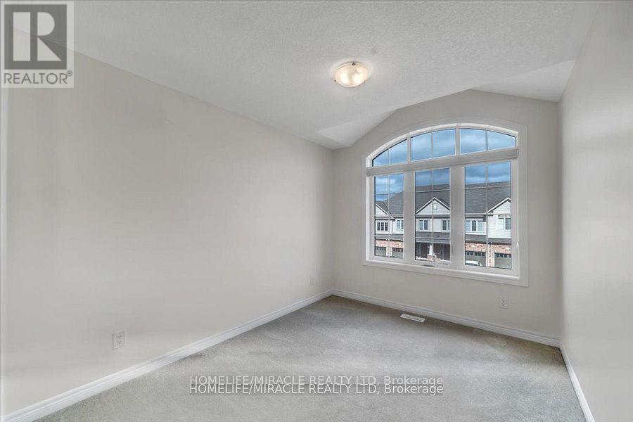 Photo 7 of 88 Grassbourne Avenue, Kitchener ON