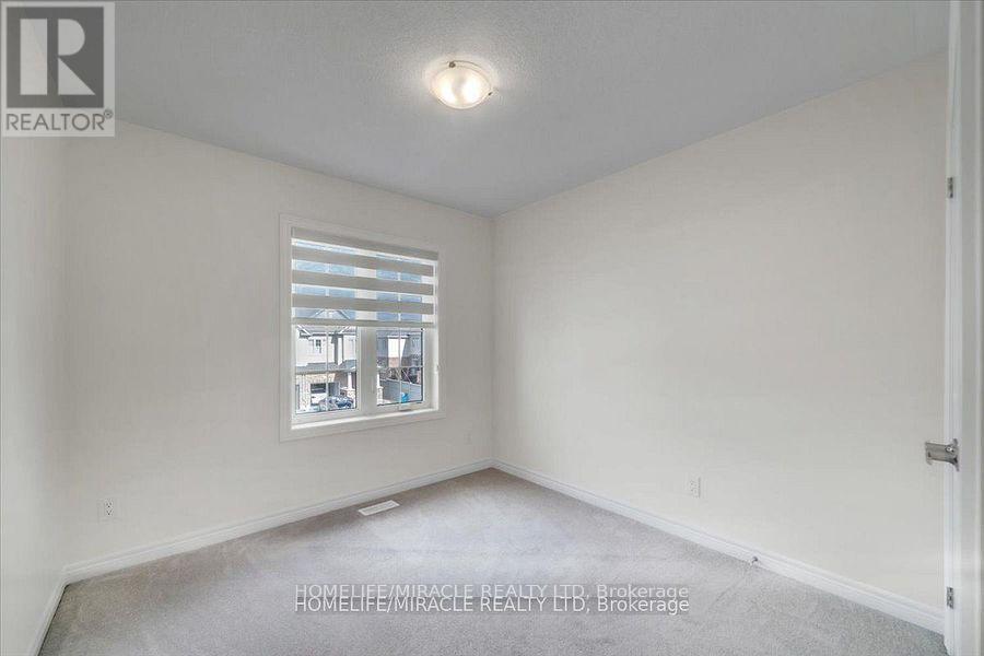 Photo 12 of 88 Grassbourne Avenue, Kitchener ON