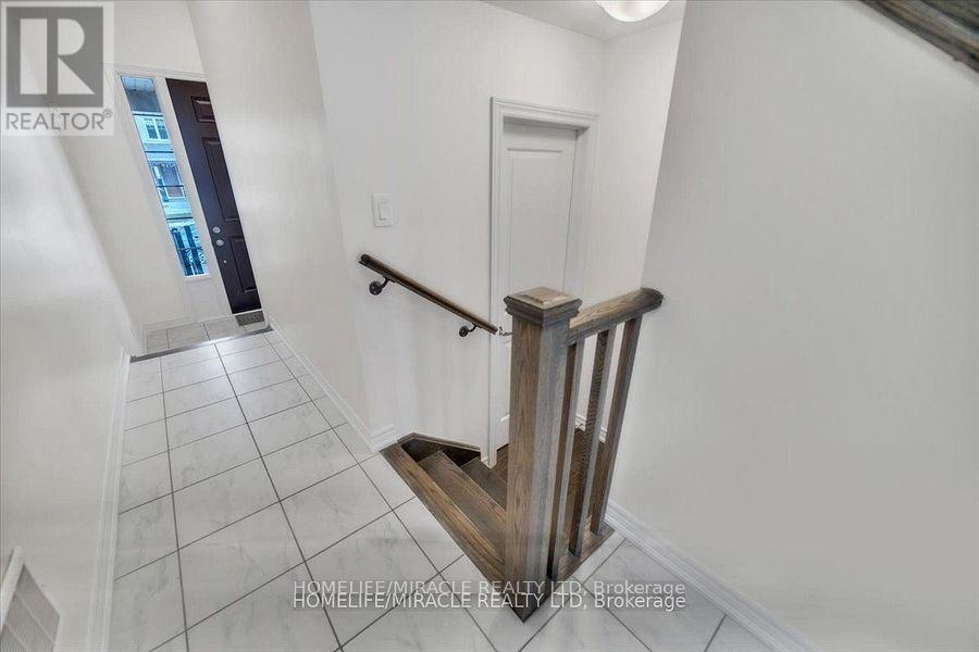 Photo 2 of 88 Grassbourne Avenue, Kitchener ON