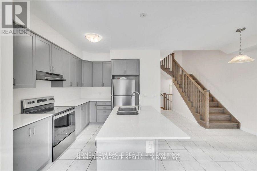 Photo 24 of 88 Grassbourne Avenue, Kitchener ON