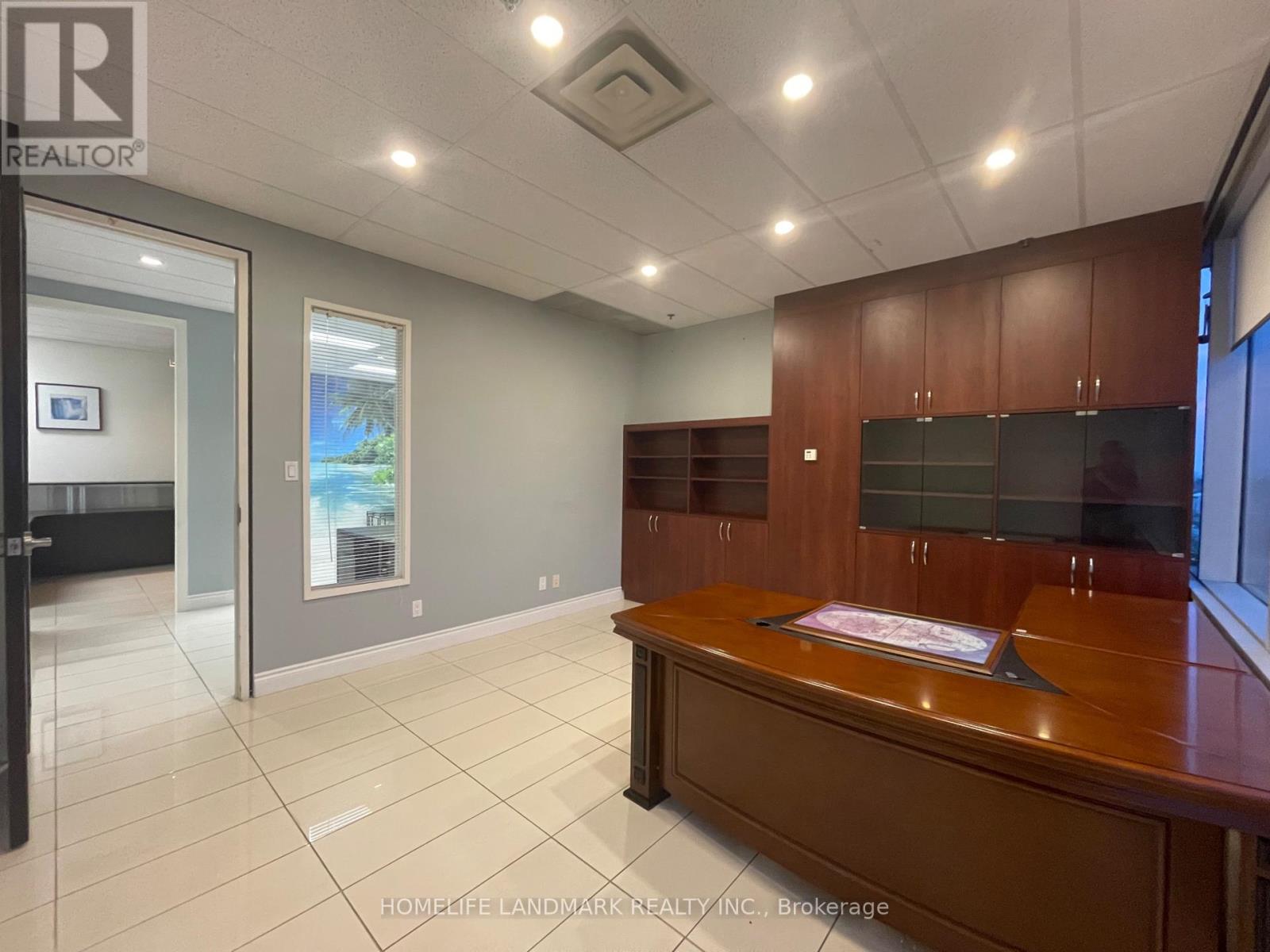Photo 2 of 903 3601 Highway 7 East Street, Markham ON