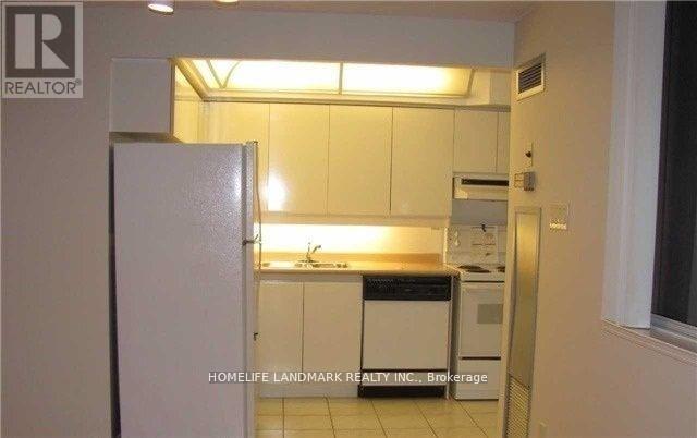 Photo 10 of 2210 736 Bay Street, Toronto ON