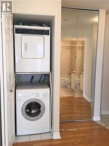 Photo 9 of 2210 736 Bay Street, Toronto ON