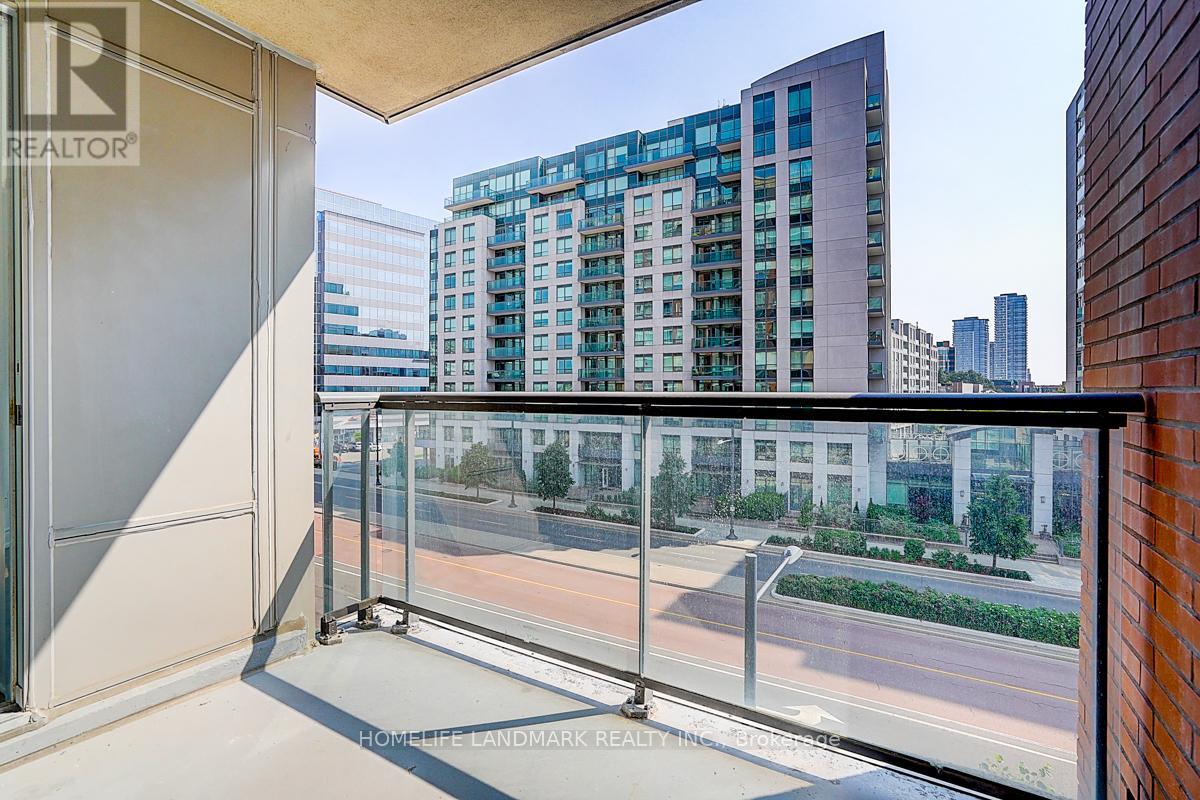 Photo 20 of 516 60 South Town Centre Boulevard, Markham ON