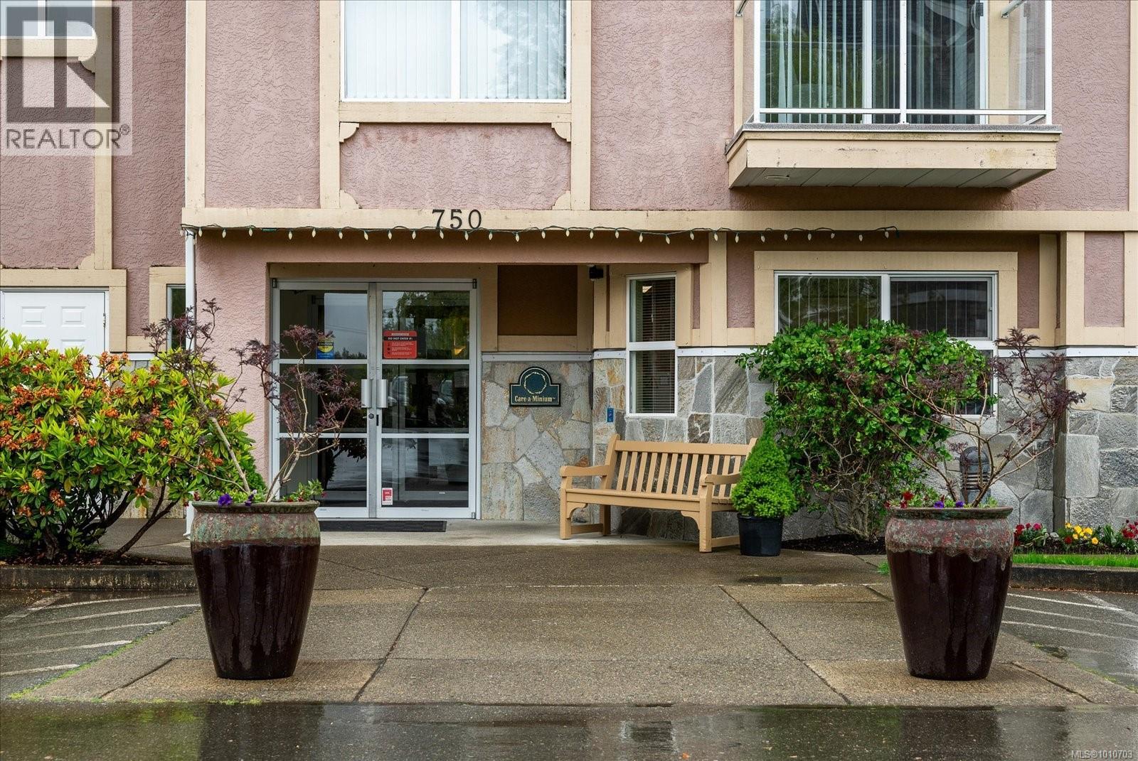 Photo 37 of 310 750 Memorial Ave, Qualicum Beach BC