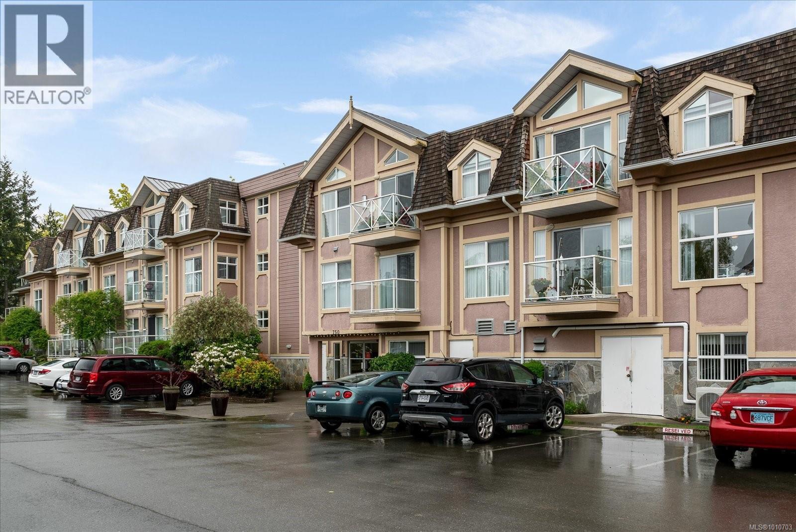 Photo 38 of 310 750 Memorial Ave, Qualicum Beach BC