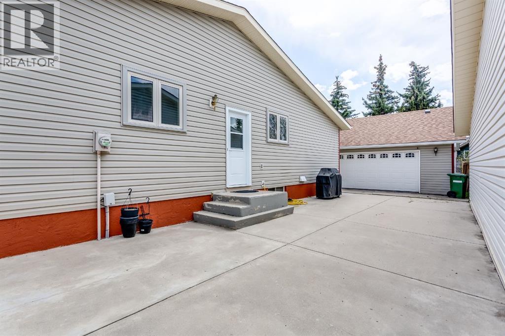 Photo 21 of 39 Elk Hill Se, Airdrie AB