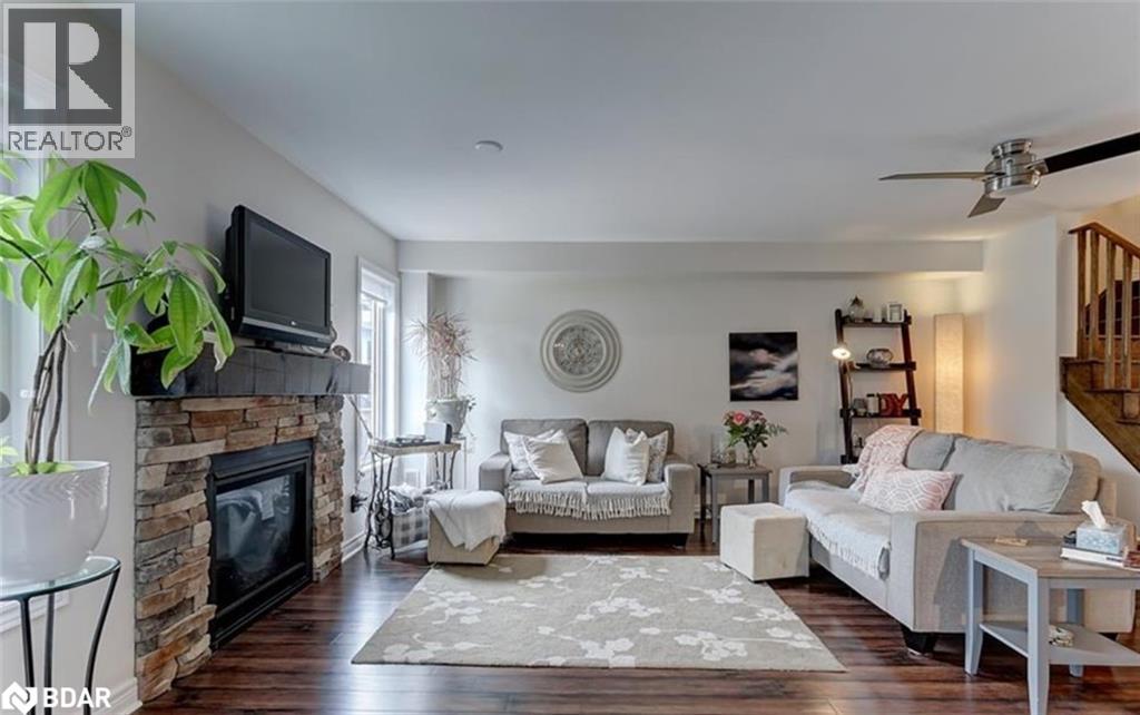 Photo 13 of 12 Masters Crescent, Port Severn ON