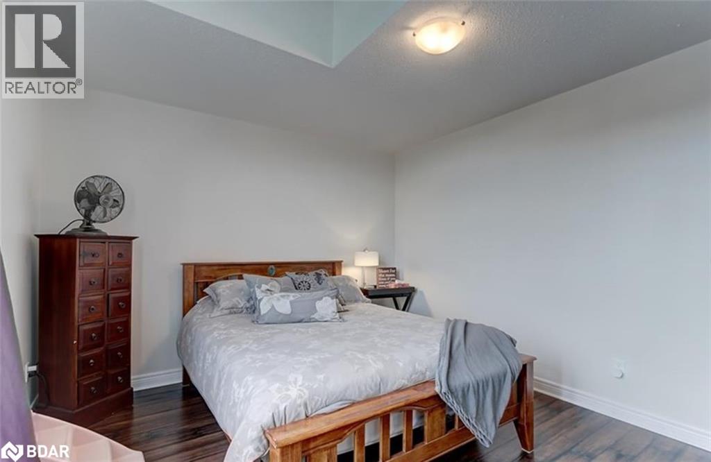 Photo 7 of 12 Masters Crescent, Port Severn ON