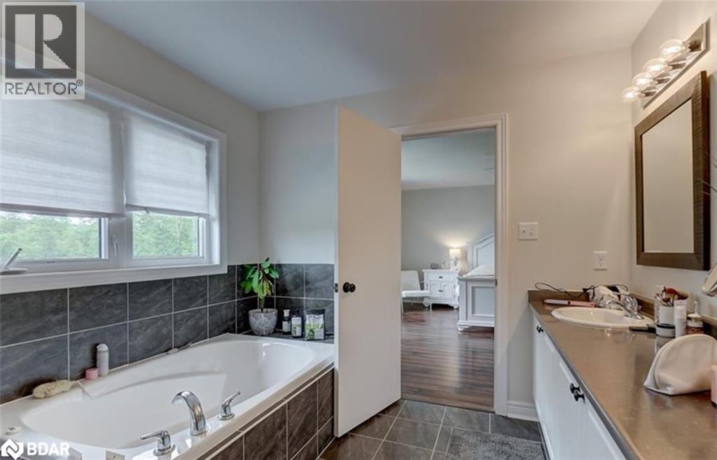 Photo 6 of 12 Masters Crescent, Port Severn ON