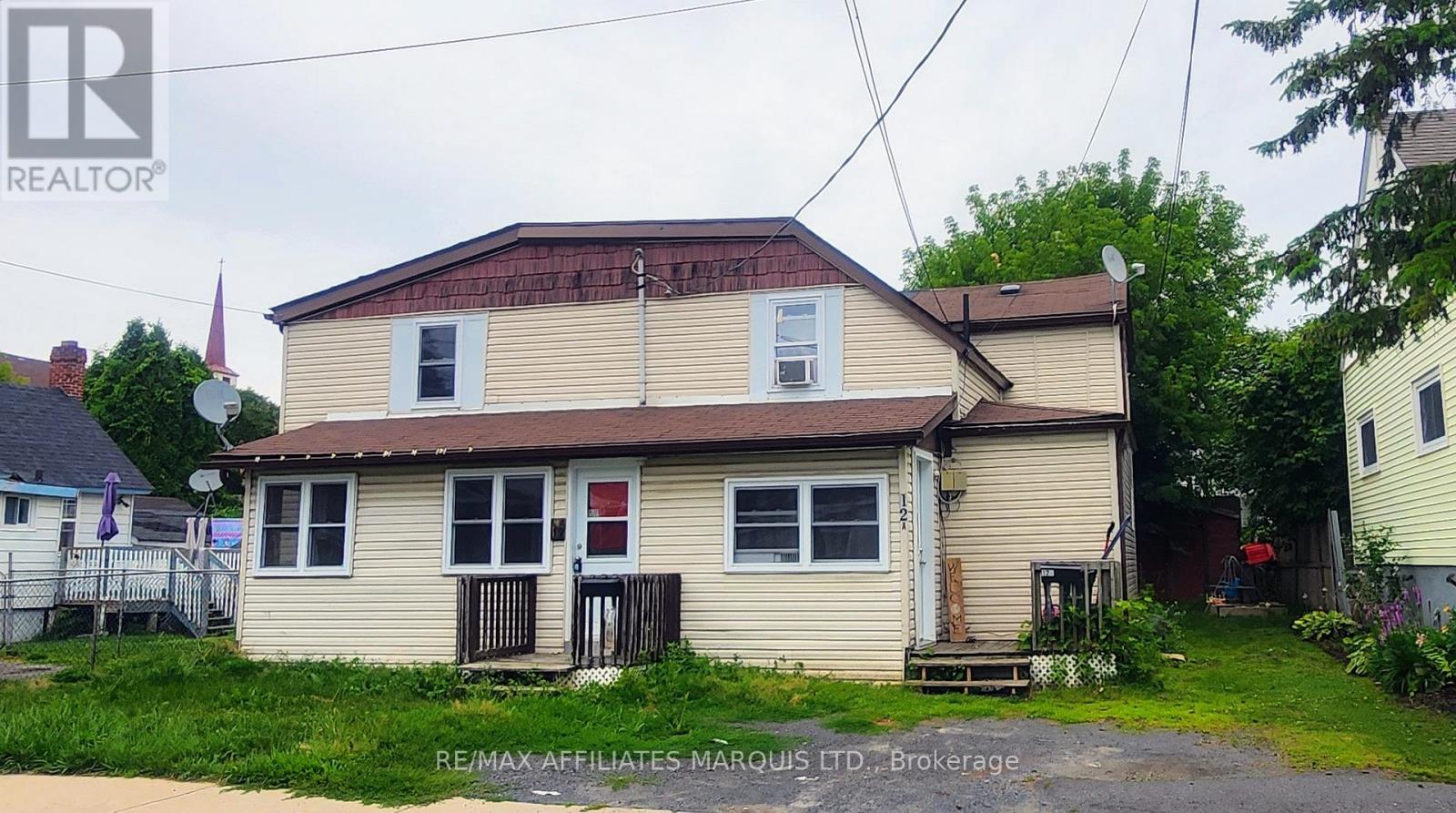 Photo 9 of 12 12 A Cartier Avenue, Cornwall ON
