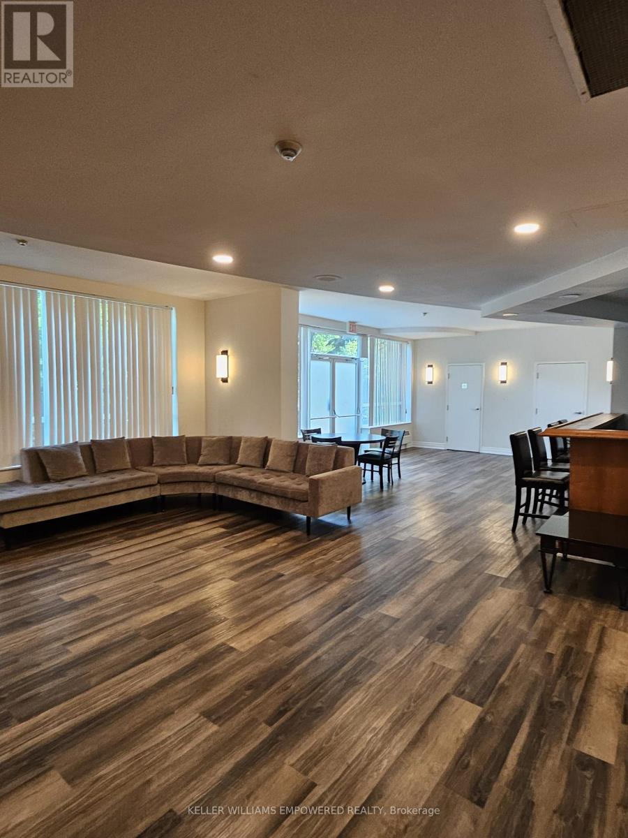 Photo 3 of 806 238 Doris Avenue, Toronto ON