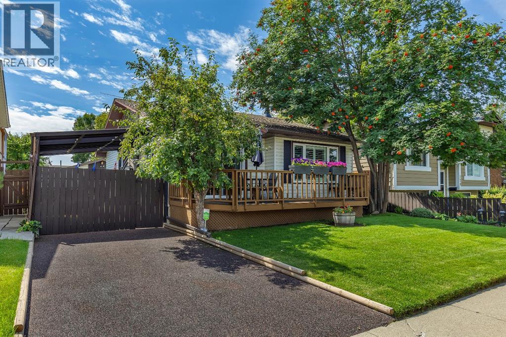 Single Family House Bungalow for Sale in  Fallswater Road NE Falconridge Calgary 