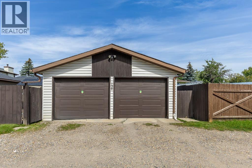 Single Family House Bungalow for Sale in  Fallswater Road NE Falconridge Calgary 