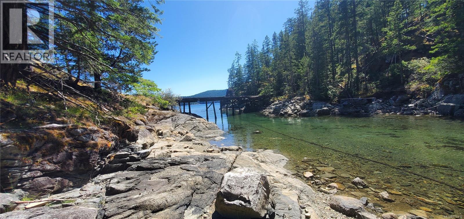 226 Bold Point Rd, Quadra Island