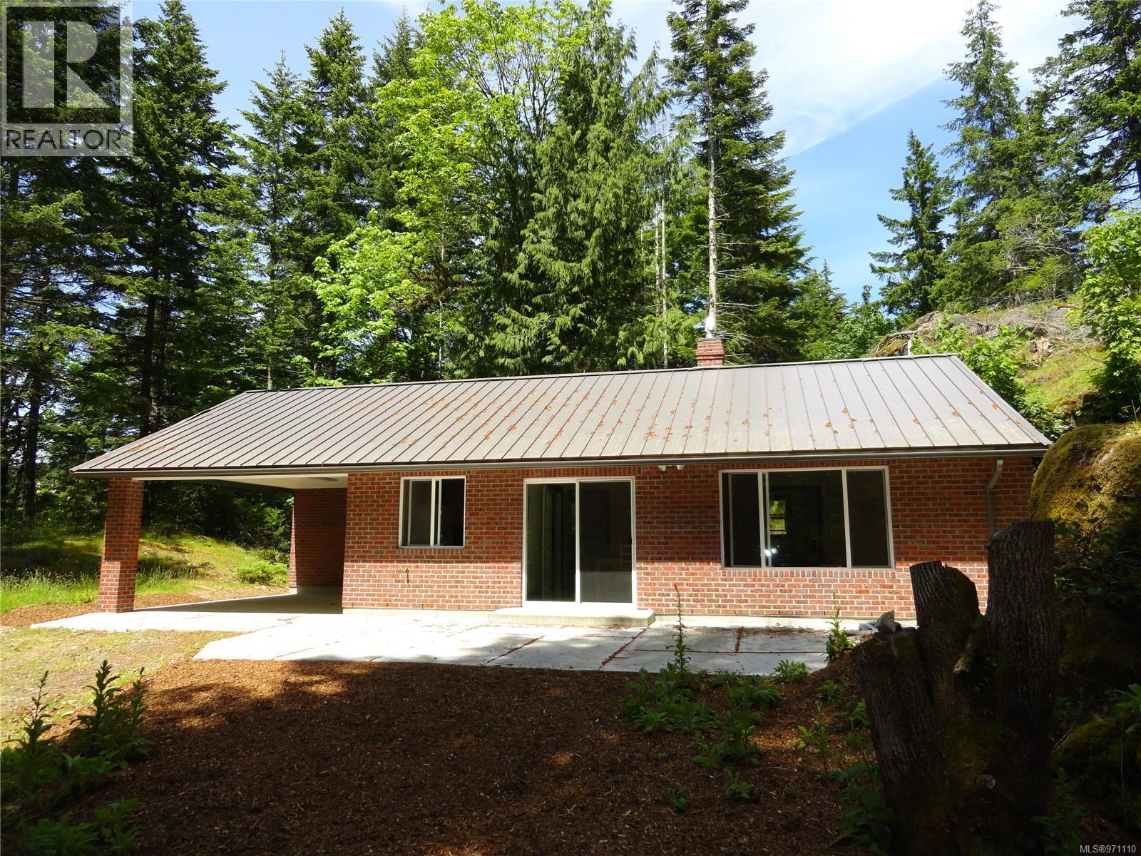 226 Bold Point Rd, Quadra Island