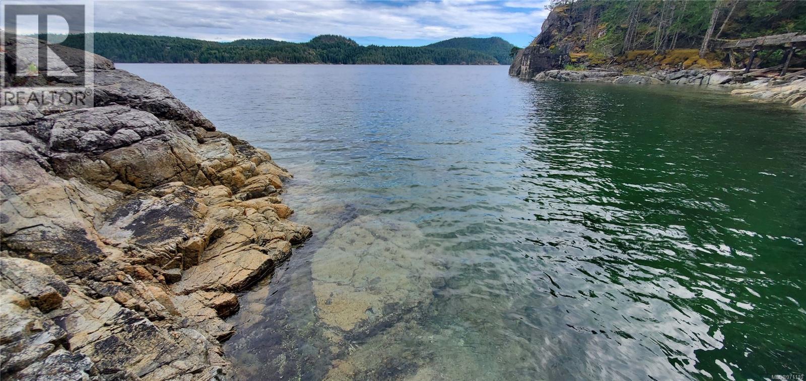 226 Bold Point Rd, Quadra Island