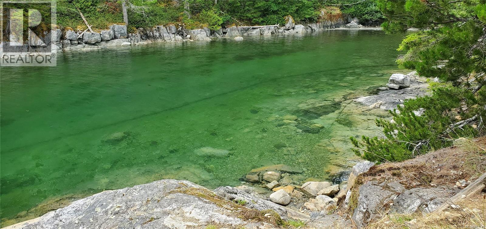 226 Bold Point Rd, Quadra Island