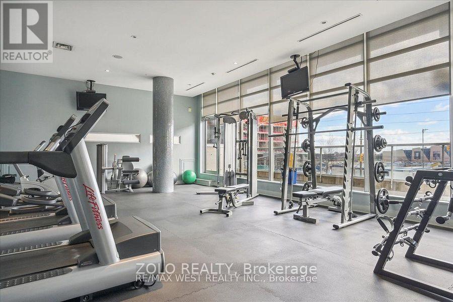 Photo 13 of 409 1040 The Queensway Street, Toronto ON