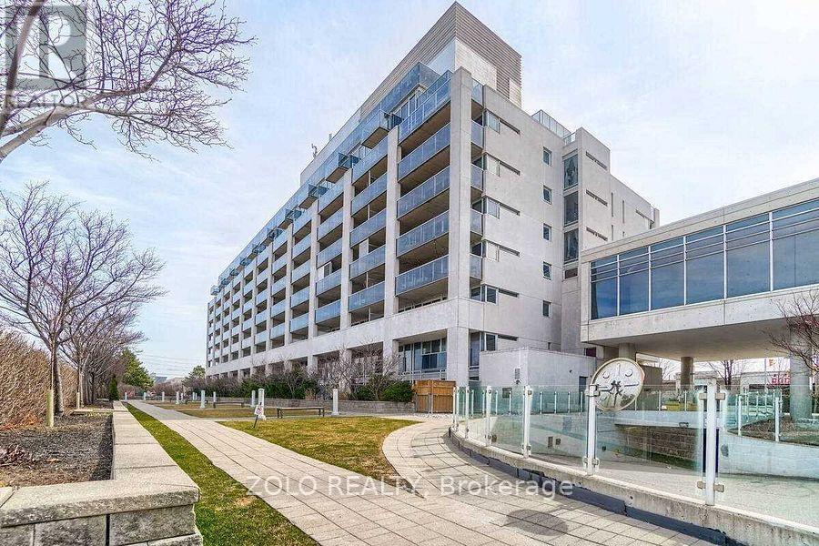 Photo 11 of 409 1040 The Queensway Street, Toronto ON