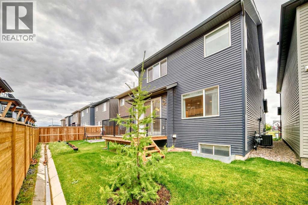 Photo 20 of 541 Savanna Drive Ne, Calgary AB