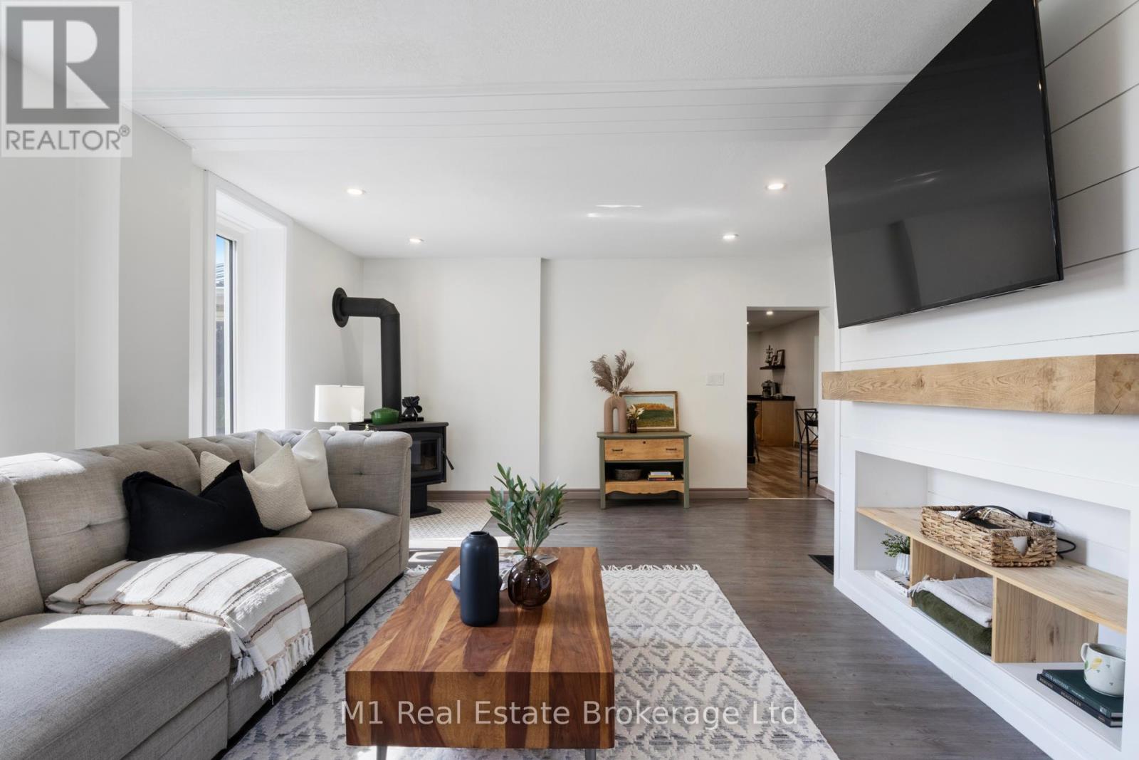 Photo 17 of 8420 Sixth Line, Wellington North ON