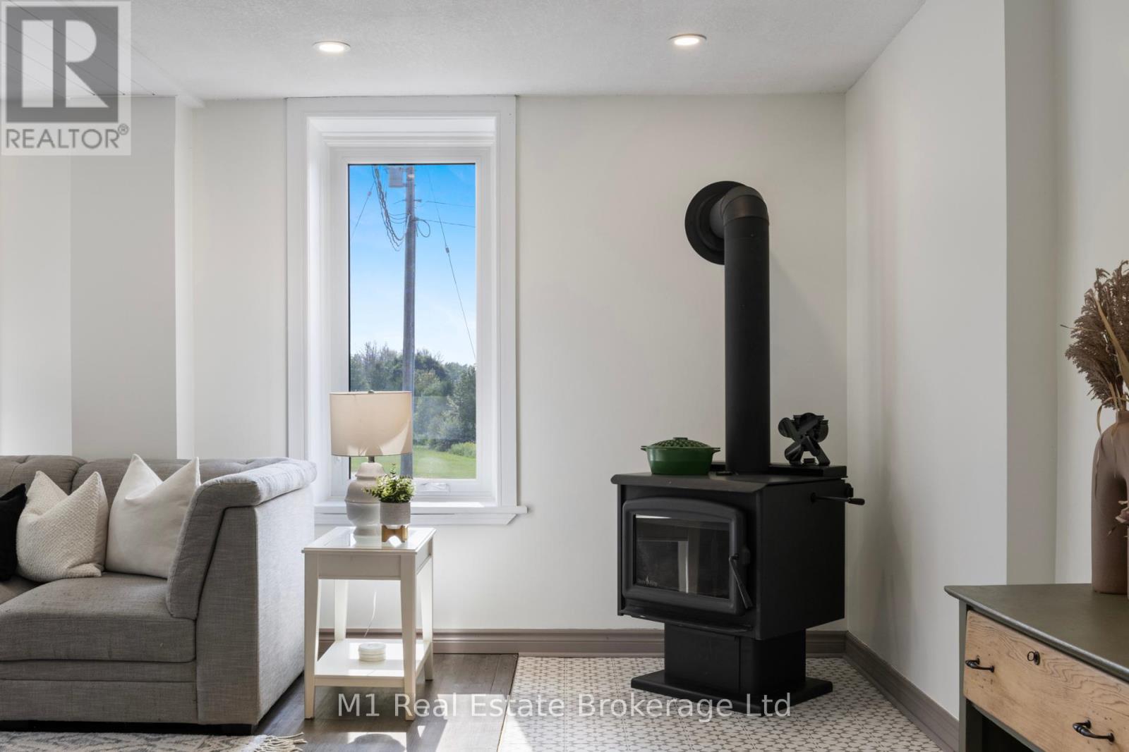 Photo 18 of 8420 Sixth Line, Wellington North ON