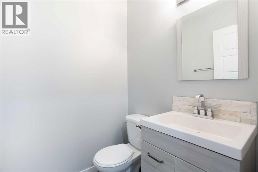 Photo 15 of 128 West Creek Drive, Chestermere AB