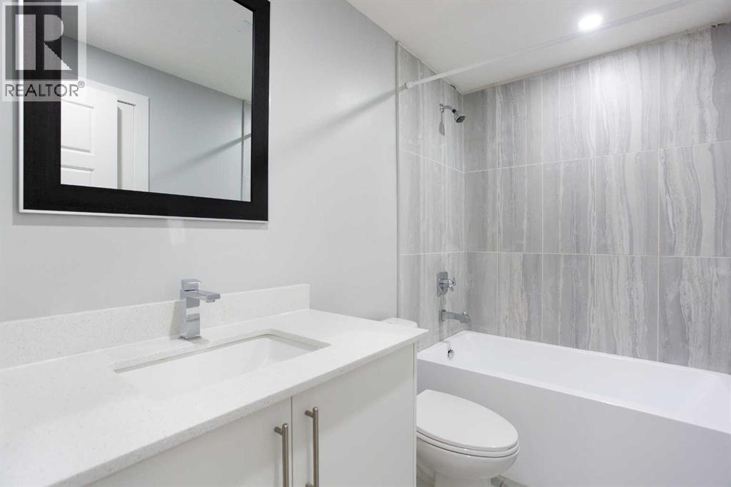 Photo 32 of 128 West Creek Drive, Chestermere AB