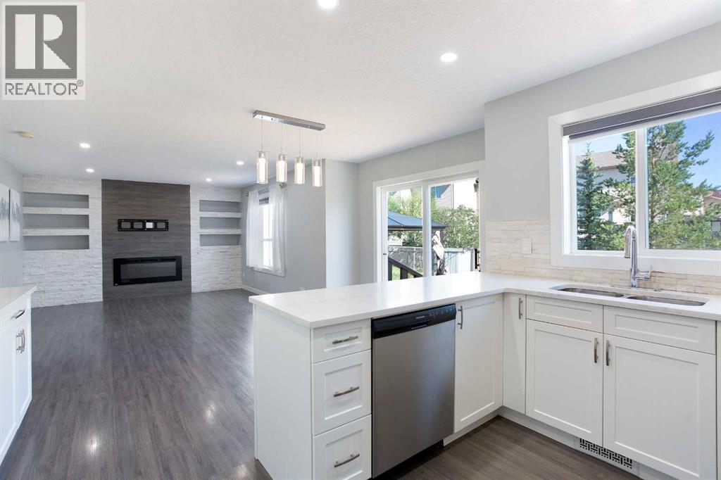 Photo 12 of 128 West Creek Drive, Chestermere AB