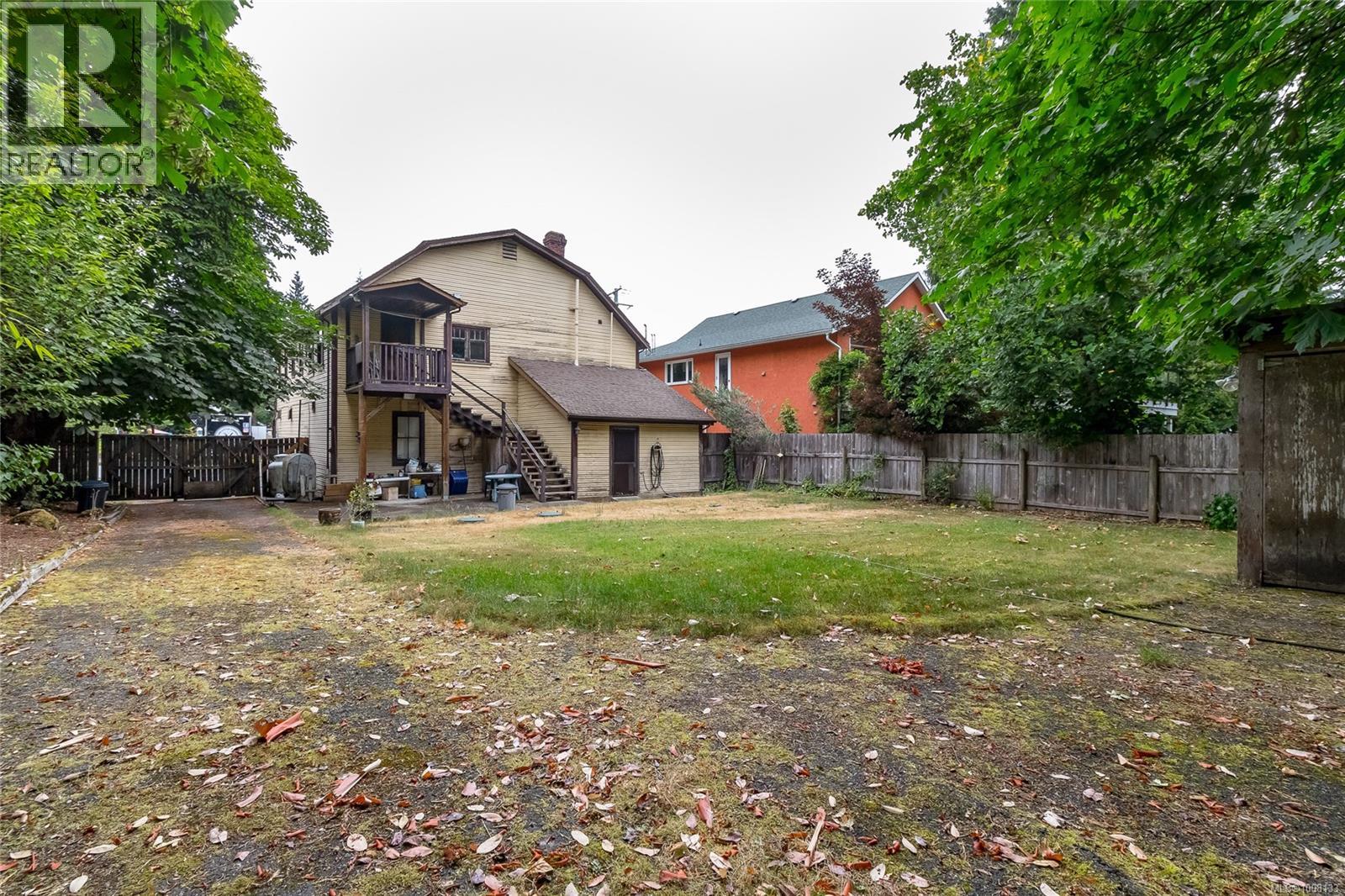 1494 Fisher Rd - 21