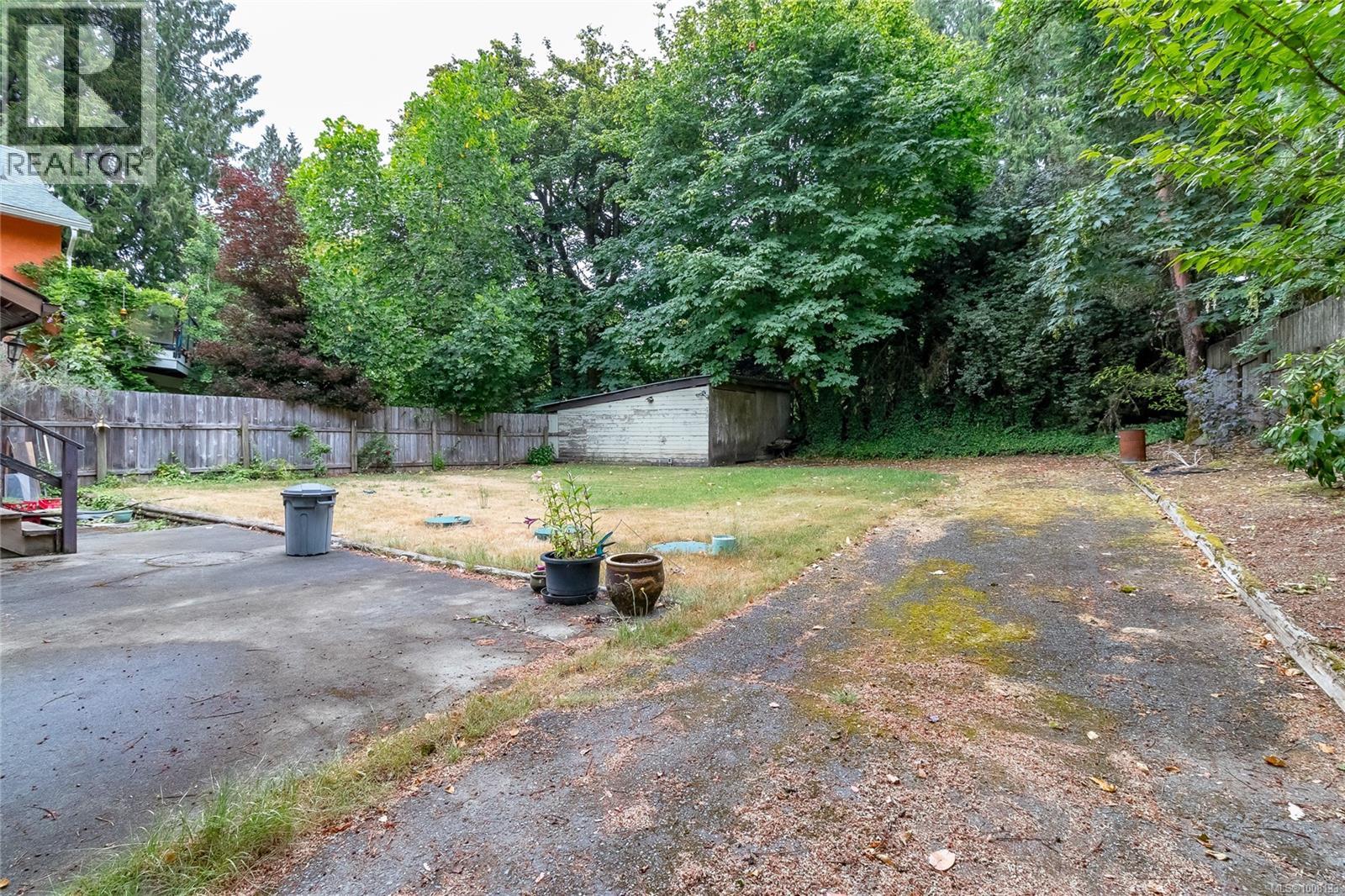 1494 Fisher Rd - 23