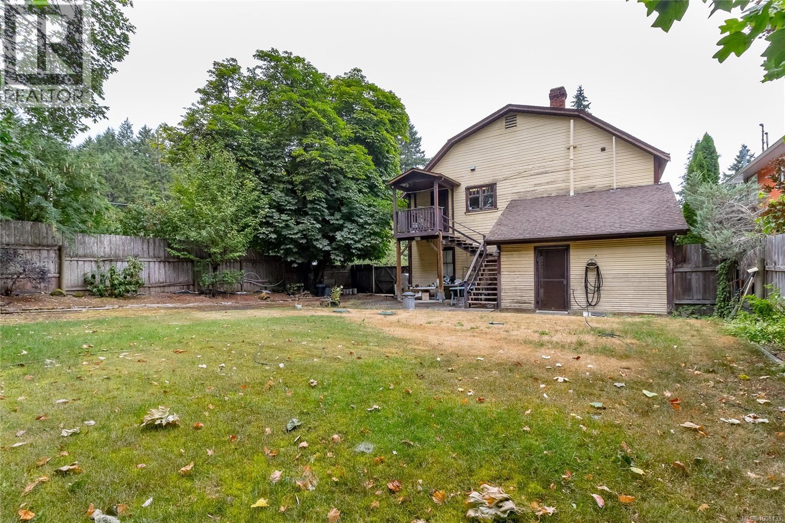 1494 Fisher Rd - 26