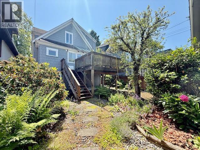 Photo 14 of 3125 W 3rd Avenue, Vancouver BC