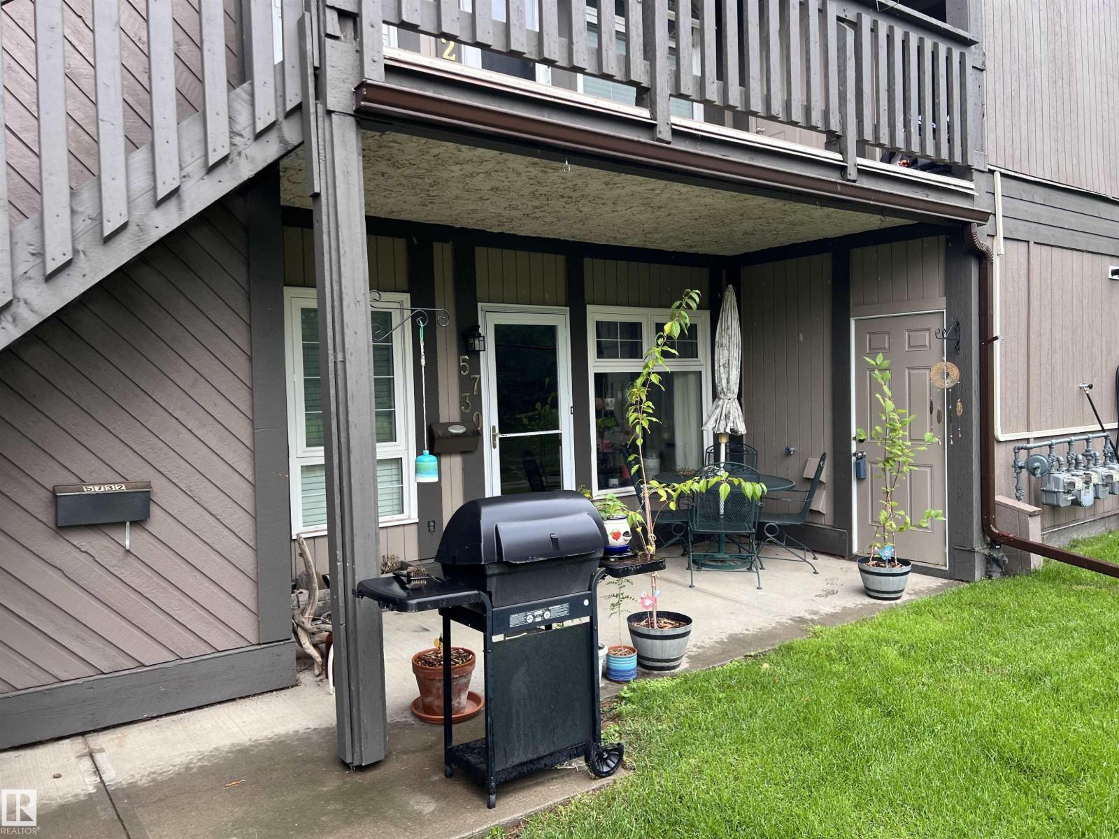 Photo 1 of 5730 172 St Nw, Edmonton AB