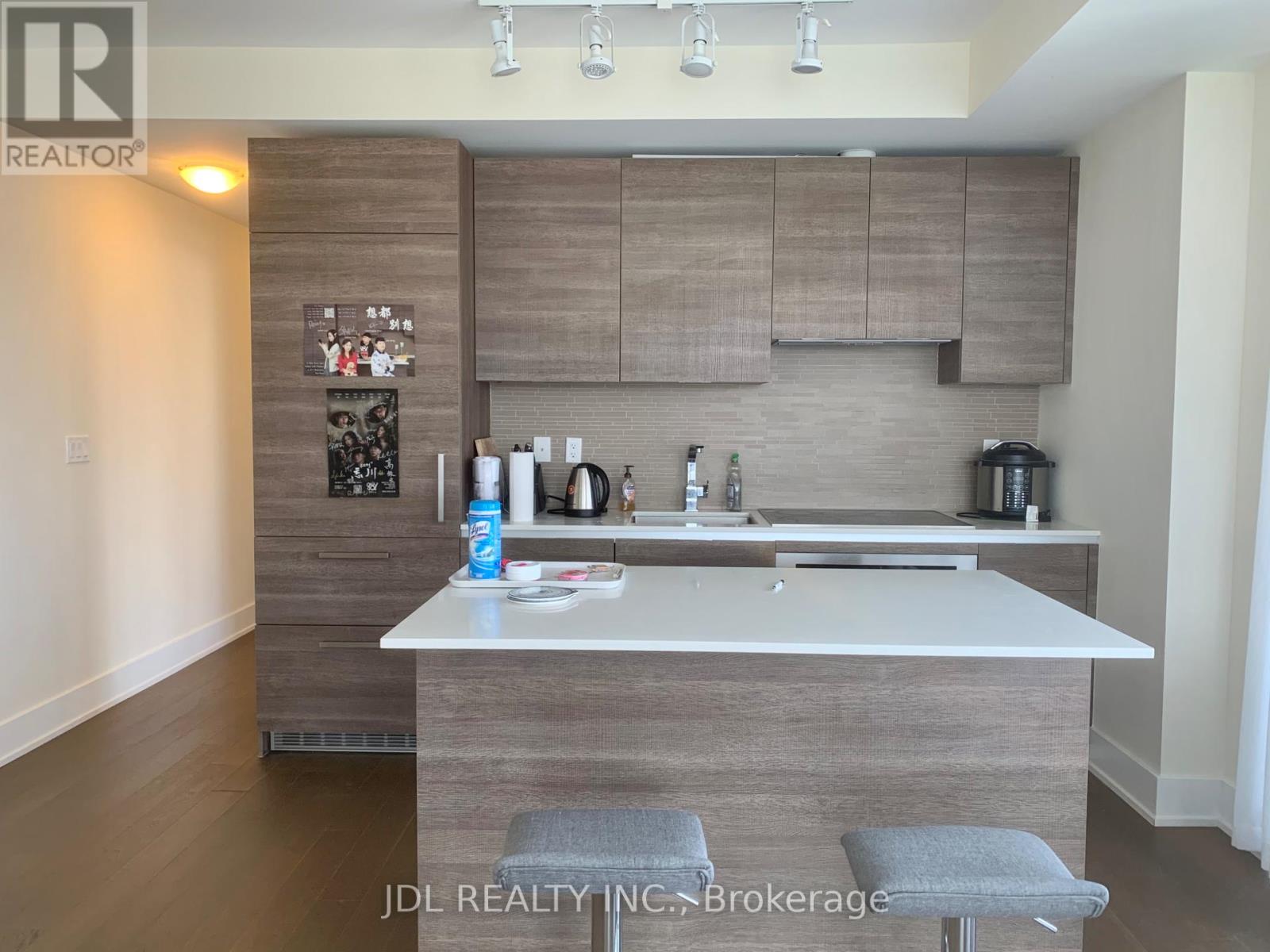 Photo 6 of 2204 200 Bloor Street W, Toronto ON