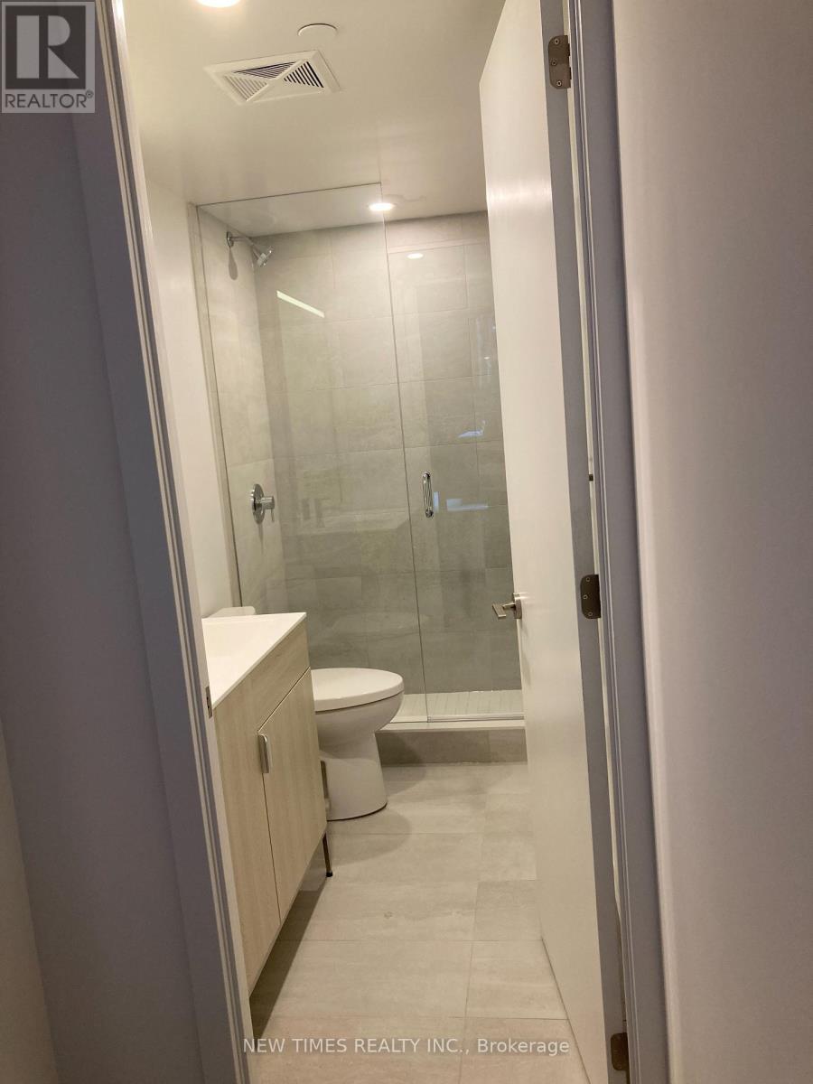 Photo 4 of 815 425 Front St E Avenue, Toronto ON